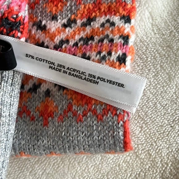 Fair Isle Reversible Knit Scarf - Picture 3 of 3